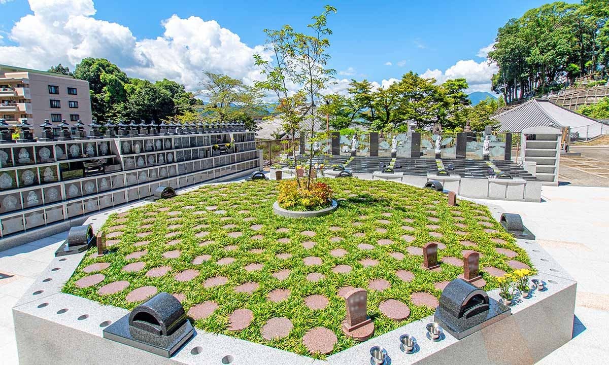 永代供養付樹木葬「自然想 やすらぎの風」