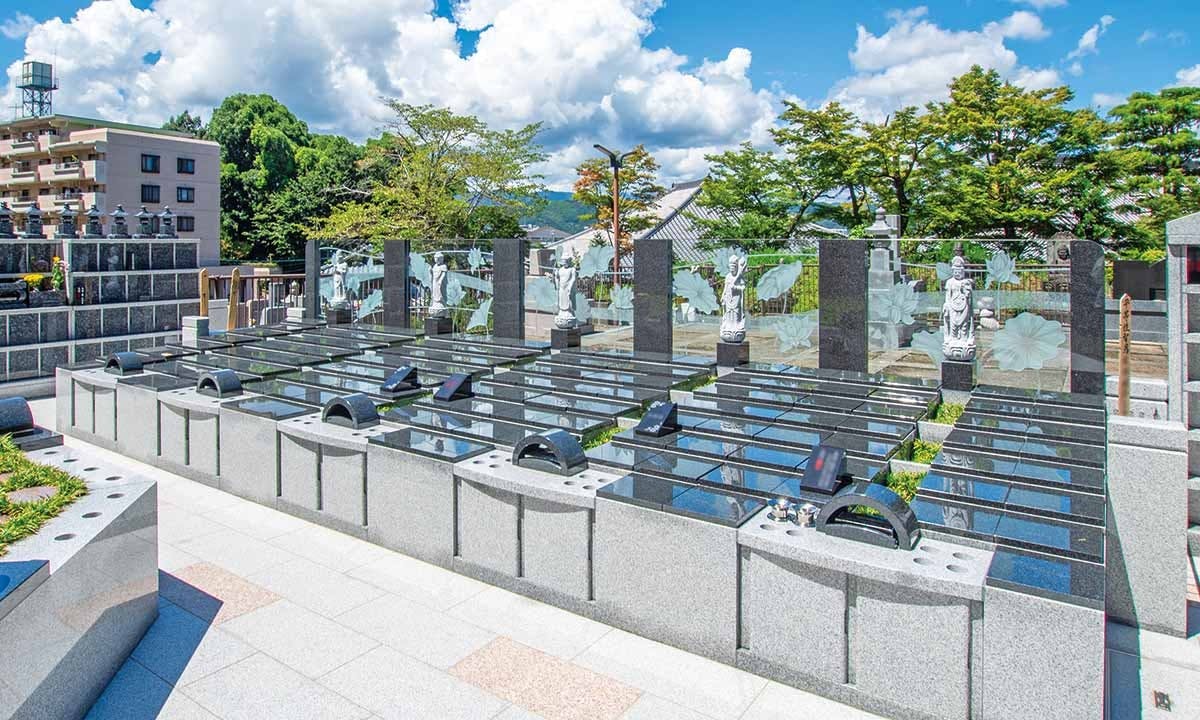 永代供養付個別墓「やすらぎの郷」
